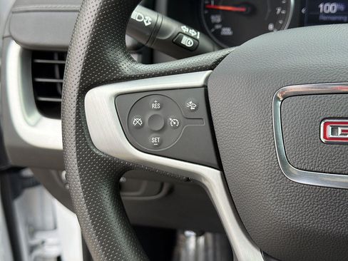 Used 2023 GMC Terrain SLE FWD image 34