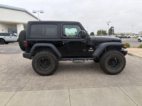 Used 2020 Jeep Wrangler Sport AWD/4WD image 2