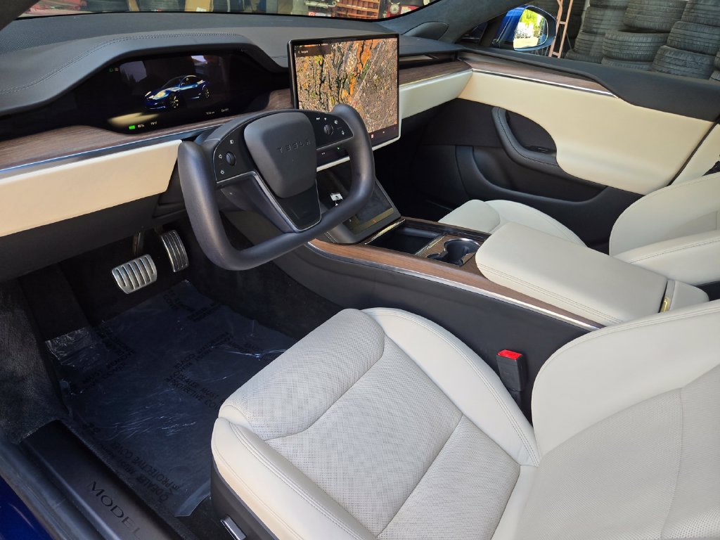 Used 2022 Tesla Model S AWD/4WD image 10