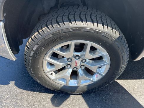 Used 2017 GMC Sierra 1500 SLT AWD/4WD image 44