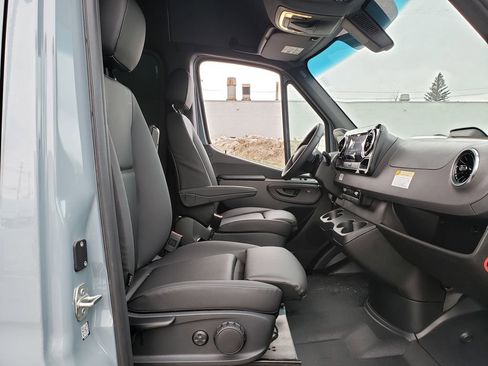 New 2026 Mercedes-Benz Sprinter 2500 image 25