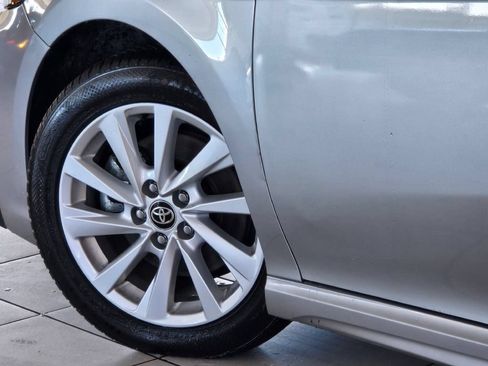 Used 2024 Toyota Camry SE FWD image 14