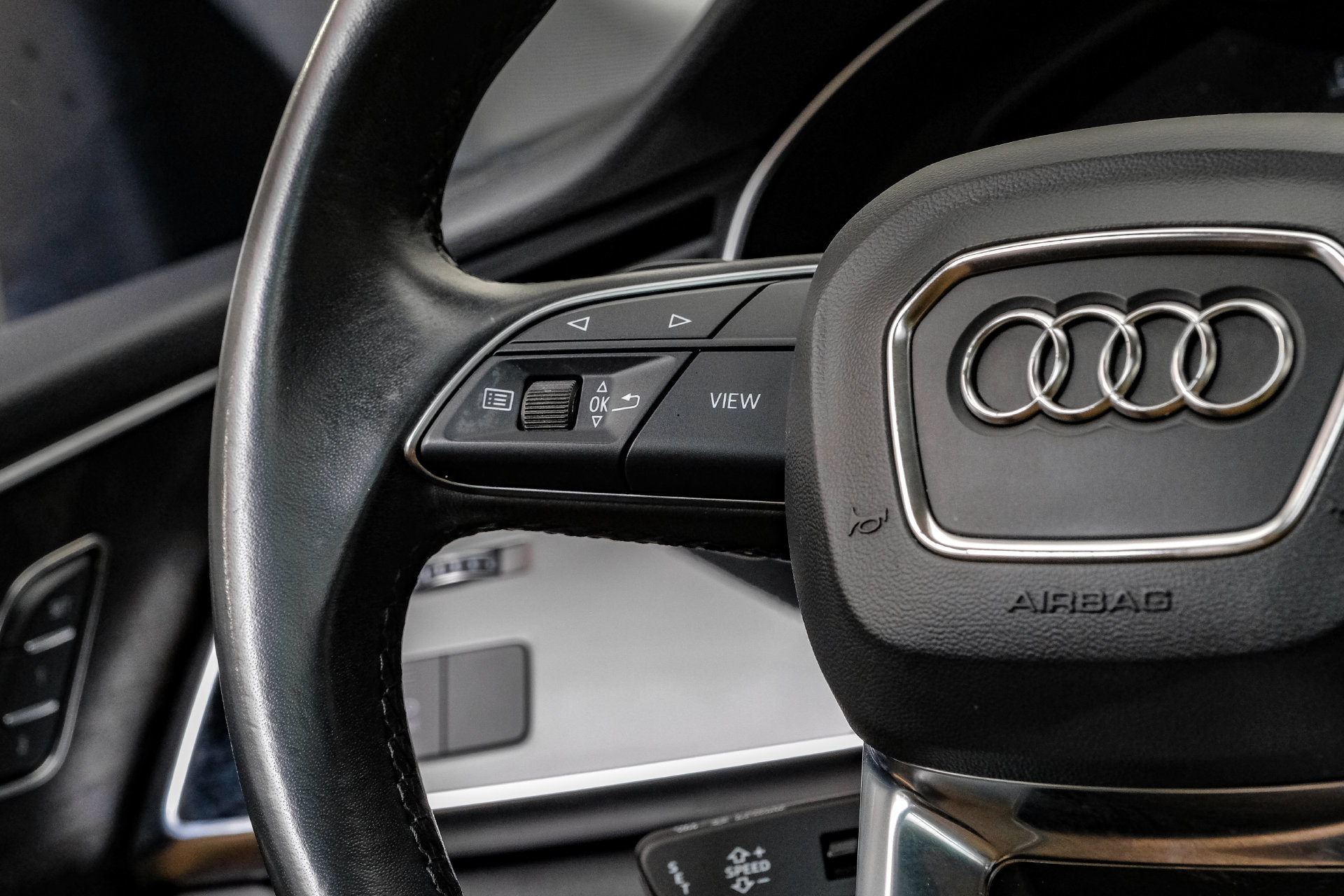 Used 2023 Audi Q8 Premium Plus w/ Premium Plus Package AWD/4WD image 21