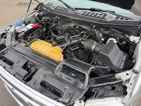 Used 2017 Ford F150 XLT w/ Trailer Tow Package image 20