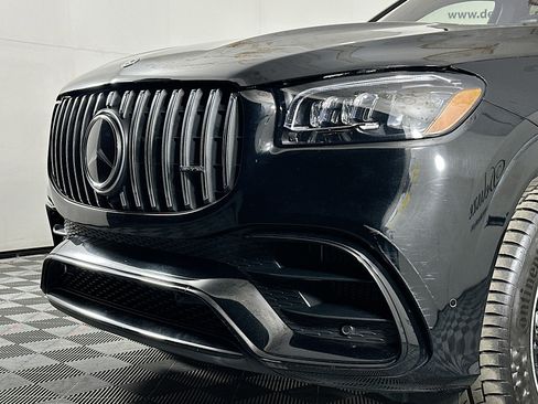 Used 2023 Mercedes-Benz GLS 63 AMG 4MATIC image 33