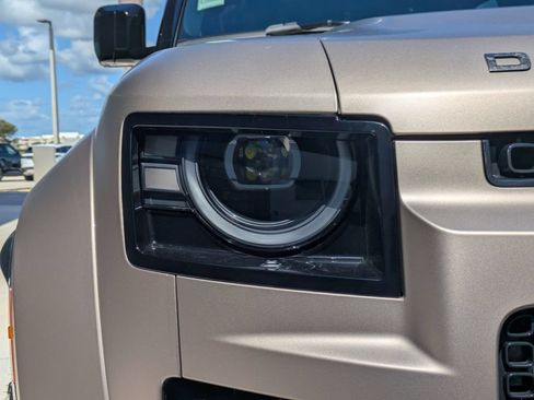 New 2026 Land Rover Defender 110 OCTA AWD/4WD image 11