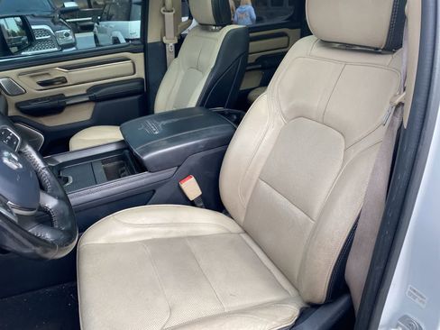 Used 2019 RAM 1500 Limited image 12