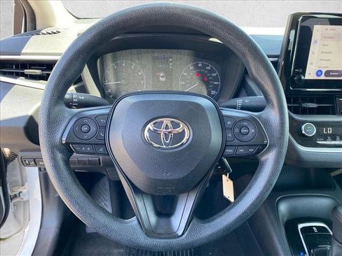 Used 2023 Toyota Corolla LE FWD image 14