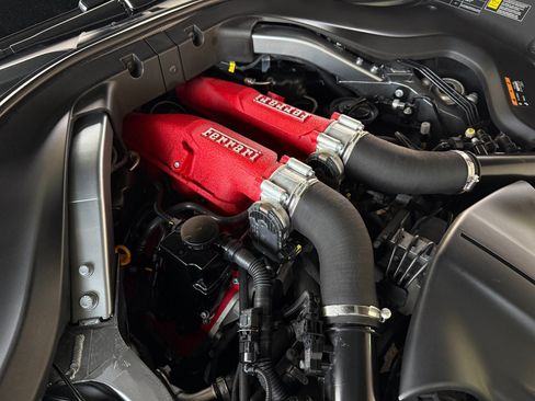 Used 2021 Ferrari Roma RWD image 37
