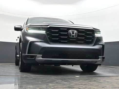 Certified 2025 Honda Pilot EX-L image 26