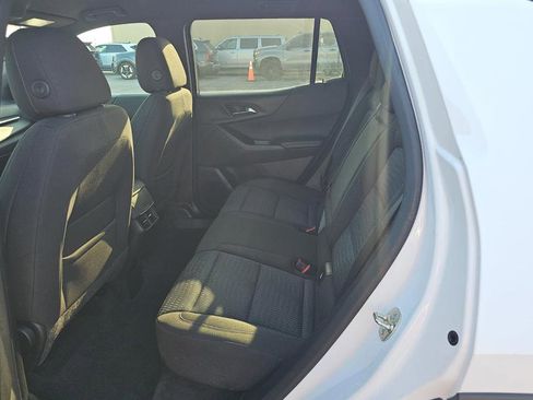 Used 2025 Chevrolet Equinox LT image 6