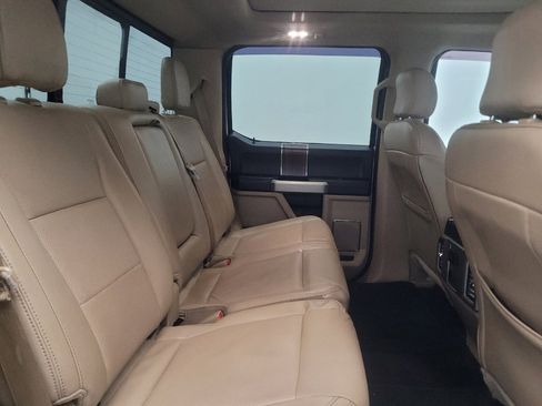 Used 2016 Ford F150 Lariat w/ Equipment Group 501A Mid RWD image 19