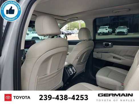 Used 2022 Kia Sorento SX FWD image 22
