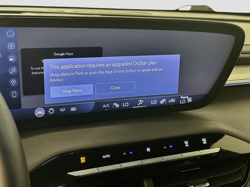 Used 2025 Buick Enclave Preferred AWD/4WD image 22