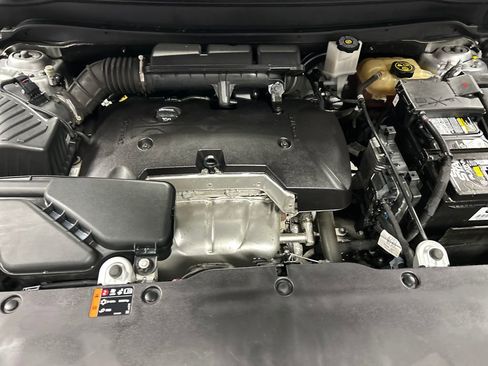 Used 2019 Buick Envision Essence image 26