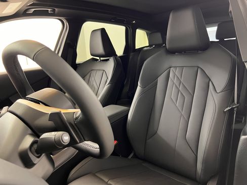 Used 2025 BMW X3 xDrive30i w/ Premium Package image 11