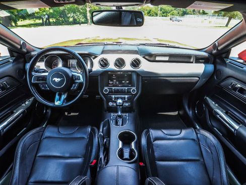 Used 2015 Ford Mustang GT Premium RWD image 8