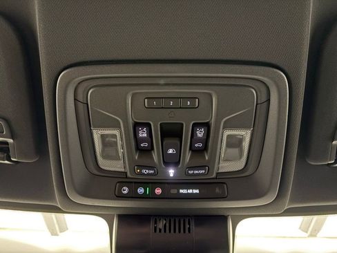 New 2026 Chevrolet Silverado 2500 ZR2 AWD/4WD image 18