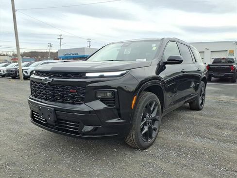 New 2026 Chevrolet Traverse RS image 3