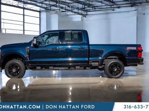 Used 2024 Ford F250 XLT w/ XLT Premium Package image 2