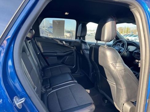 Used 2023 Ford Escape ST-Line image 10