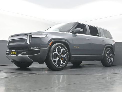 Used 2023 Rivian R1S Adventure Quad AWD/4WD image 48