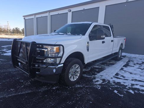 Used 2022 Ford F250 XL w/ STX Appearance Package image 5