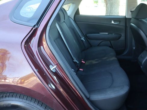 Used 2020 Kia Optima LX FWD image 19
