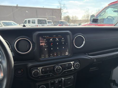 Certified 2023 Jeep Wrangler Unlimited Rubicon 4xe w/ Steel Bumper Group image 25