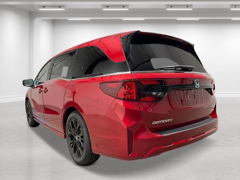 New 2026 Honda Odyssey Sport-L image 3