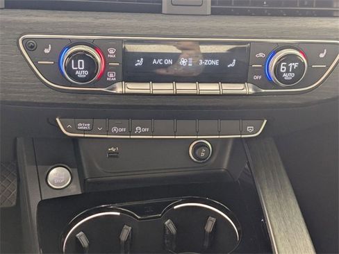 Used 2023 Audi A5 2.0T Premium image 23