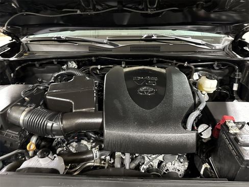 Used 2021 Toyota Tacoma SR image 24