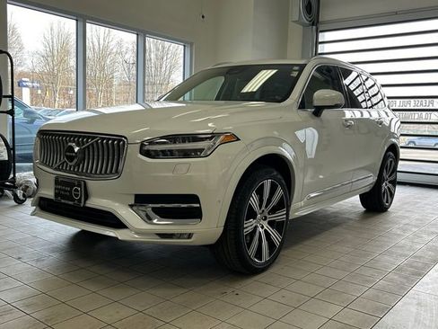 Certified 2024 Volvo XC90 B6 Ultimate image 1