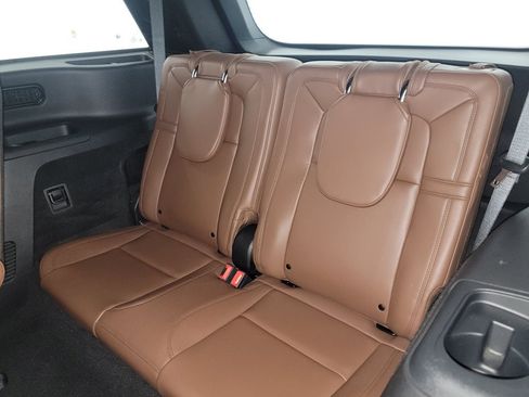 Used 2020 Lincoln Aviator Reserve w/ Elements Package Plus image 16