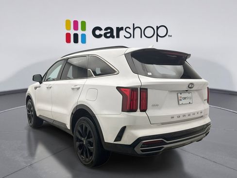 Used 2021 Kia Sorento SX image 2