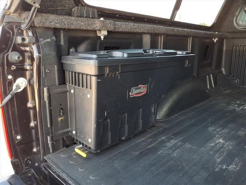 Used 2018 Ford F150 XLT w/ Equipment Group 302A Luxury image 31