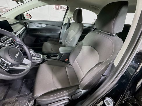 Used 2023 Kia Forte LXS image 23