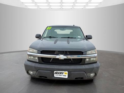 Used 2005 Chevrolet Avalanche Z71 w/ Preferred Equipment Group image 9
