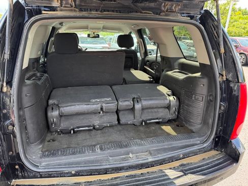 Used 2013 GMC Yukon SLE w/ Convenience Package AWD/4WD image 4