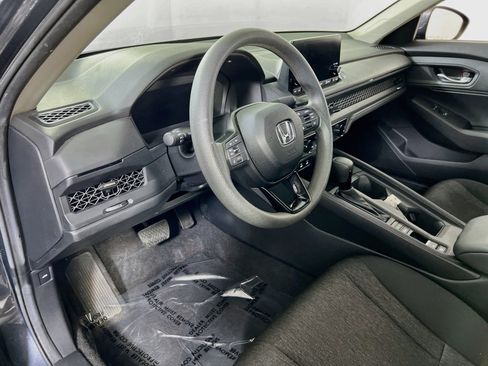 Used 2023 Honda Accord LX image 9