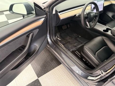 Used 2021 Tesla Model 3 Standard Range Plus RWD image 30