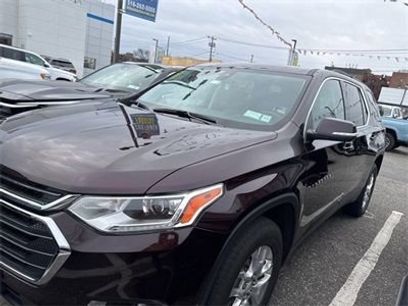 Used 2021 Chevrolet Traverse LT
