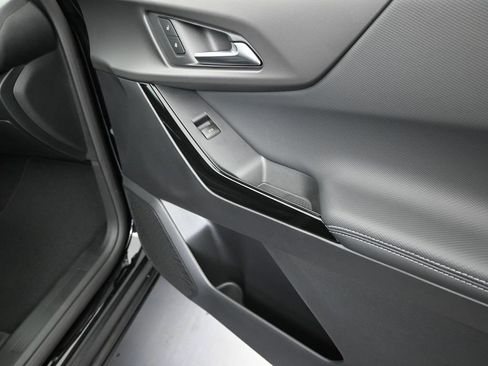 New 2026 Chevrolet Equinox LT w/ Convenience Package II image 23