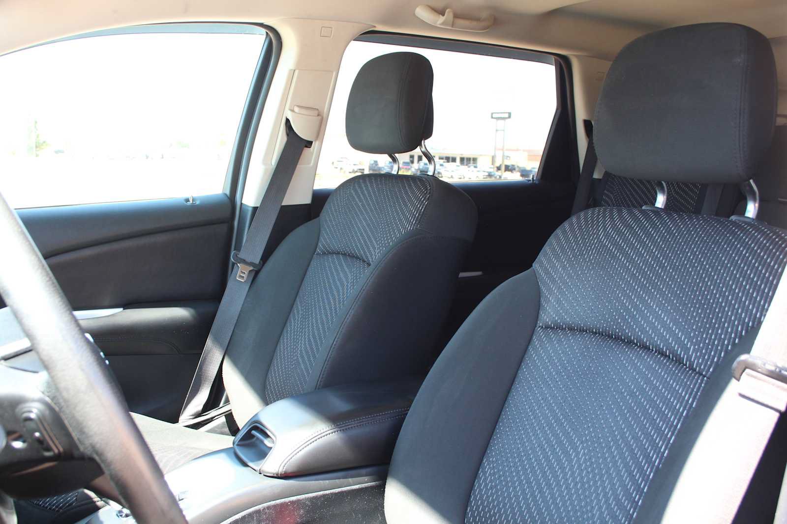 Used 2020 Dodge Journey SE w/ Blacktop Package FWD image 28
