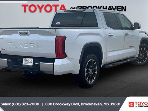 Used 2024 Toyota Tundra Limited w/ Power Package AWD/4WD image 11