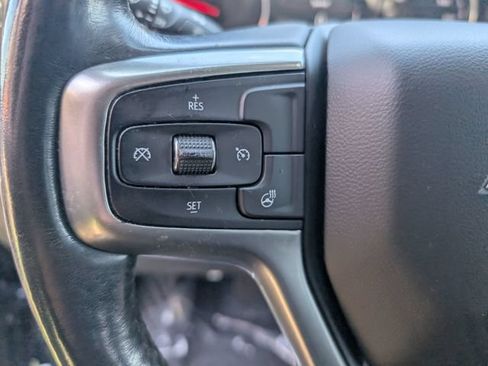 Used 2022 Chevrolet Silverado 1500 LTZ AWD/4WD image 19