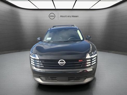 New 2026 Nissan Kicks SR FWD image 1