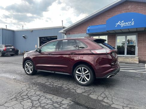 Used 2017 Ford Edge Sport w/ Technology Package AWD/4WD image 4