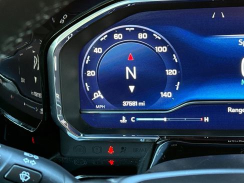 Used 2024 Chevrolet Silverado 1500 LT w/ Protection Package image 33