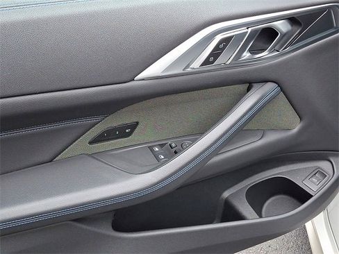 Used 2023 BMW 440i xDrive Coupe w/ Premium Package image 10